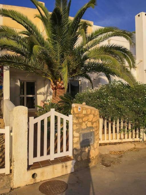 Three Bedroom House By The Sea Agua Amarga  Exteriör bild